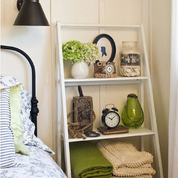 Guest Bedroom with Shared Office
