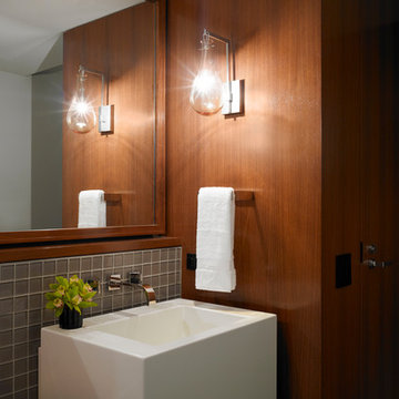 Lake Shore Drive Residence