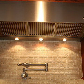 Traditional Kitchen In Brookhaven