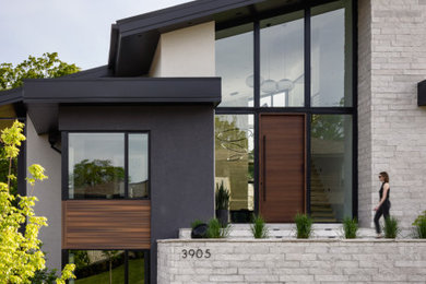 This is an example of a contemporary house exterior in Kansas City.
