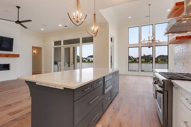 Kitchen - kitchen idea in New Orleans