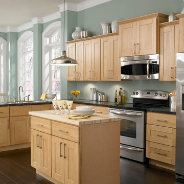 Findley & Myers Soho Maple Kitchen Cabinets