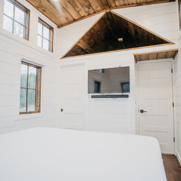 Timbercraft Denali Park Model Farmhouse