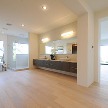 Colorow Master Bathroom