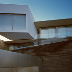 Angle House - Windows