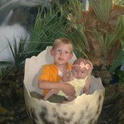 Mae Kouhout's photo
