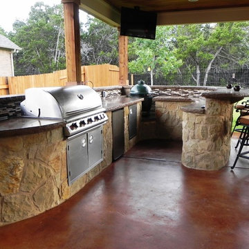 Outdoor Kitchens