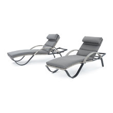 ooutdoor lounge