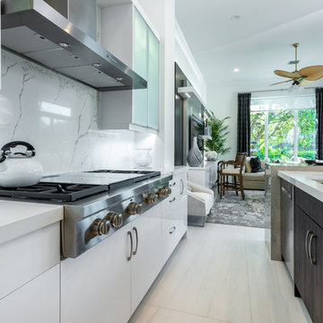 Modern High-Gloss Kitchen - Palm Beach Gardens, FL