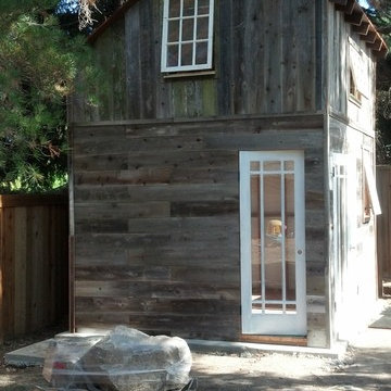 Pleasant Hill studio with loft