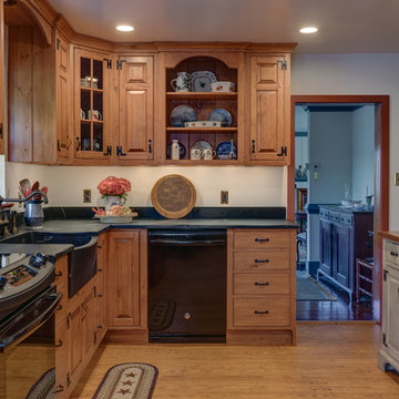 Primitive Kitchen