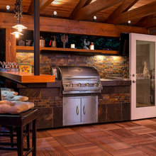 Outdoor Kitchen
