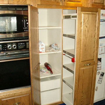 Cabinet Pantry