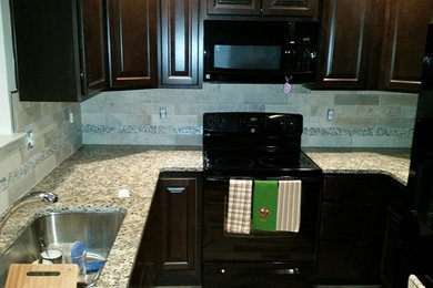 Example of a classic home design design in Wilmington
