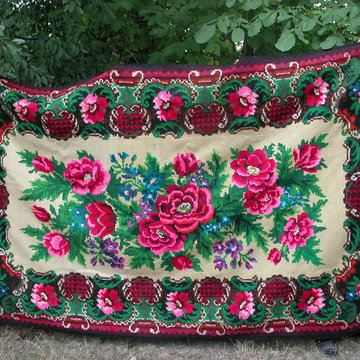 Rose Kelim
