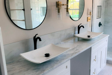 Example of a bathroom design in Atlanta