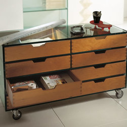 Como m alto dresser by Tonelli - Dressers