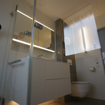 Aus einem Badezimmer wird ein Duschbad der extra Klasse