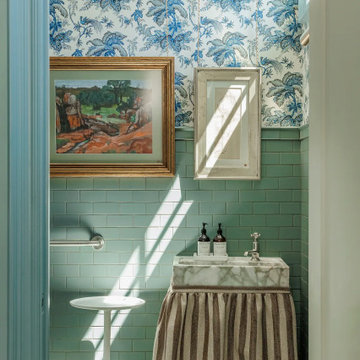 Rebecca Gibbs: Oakstreet Shoppe Flagstone Bathroom