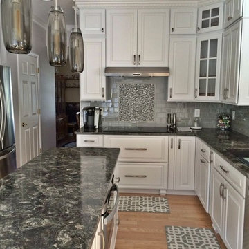Gray & White Kitchen