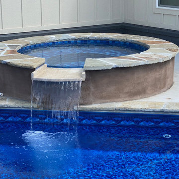 Polymer Vinyl Liner pool with concrete spa