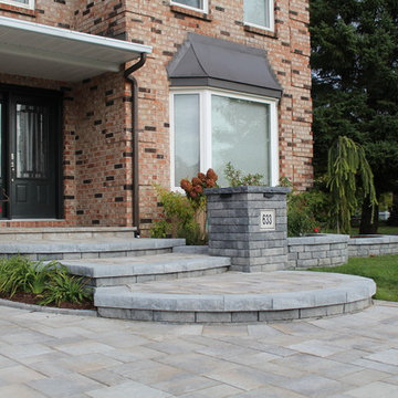 Front Yard // Full Driveway // Entry & Garden