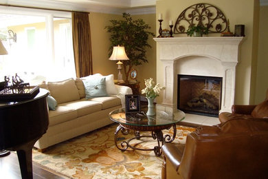 Living room - traditional living room idea in Phoenix