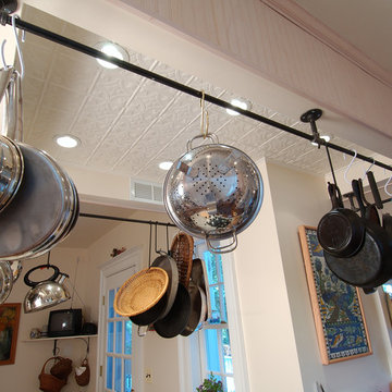 Award-winning Range Vent & Pot Rack