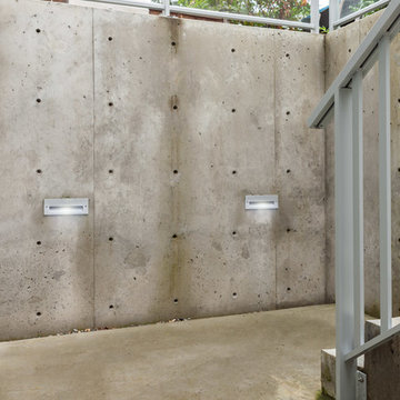 Modern Extended Family - Vancouver