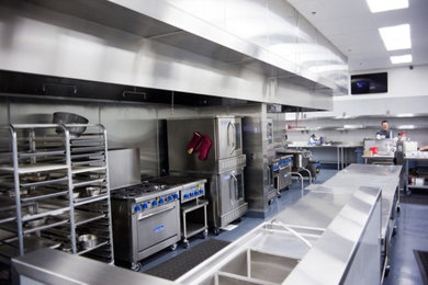 Design ideas for a modern kitchen in Orange County.
