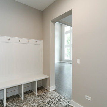 Modified Parker IV with Full In-Law Suite and Kitchenette | Naperville, IL