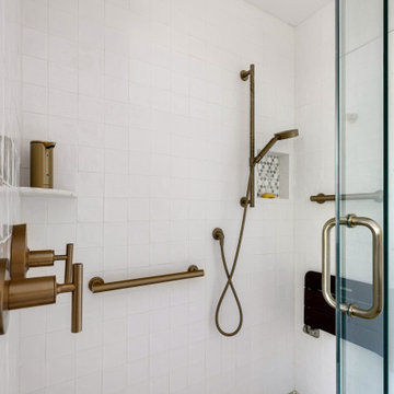 Maison Lumière Bathroom
