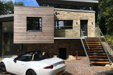 Large contemporary entryway in Berkshire.