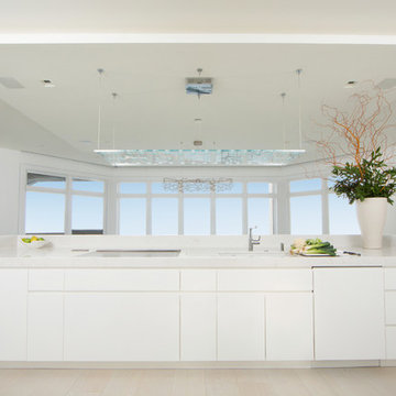 The Illusionist Modern Kitchen