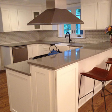Glenside PA Shaker Kitchen with Quartz countertop