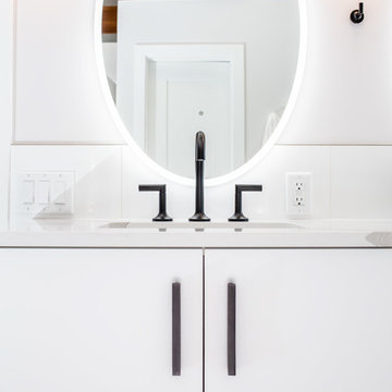 Castle Rock Master Bathroom