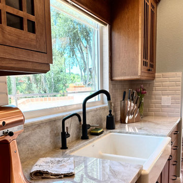 Escondido Avenida Reposso Kitchen