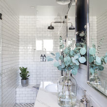 Bathrooms for 1B Rutland