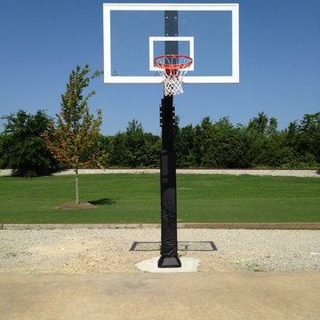 JD S's Hercules Diamond Basketball System on a 50x65 in Jonesboro, AR
