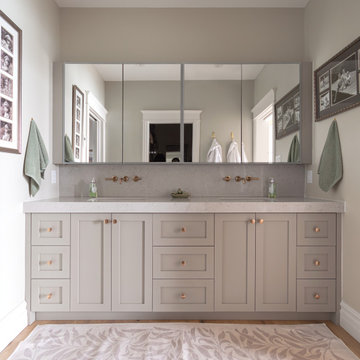 Ensuite Vanity, Full Width | The Craftsman House