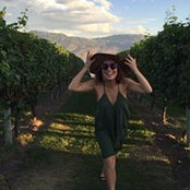Stefany De Gregorios foto