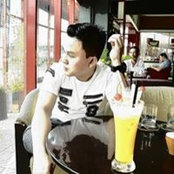 Jonathan Le's photo