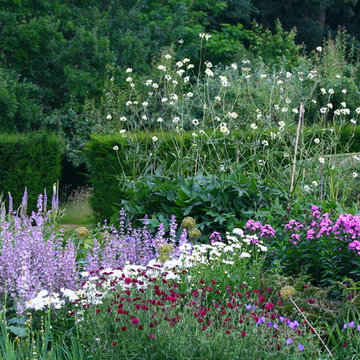 Large Essex Country Garden