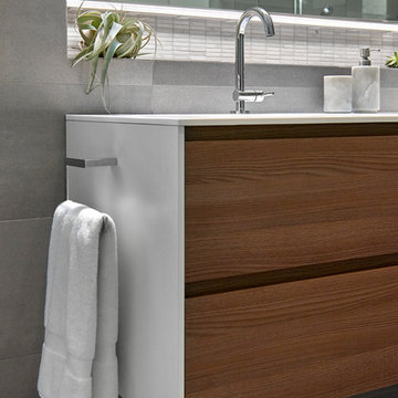 Contemporary Bathroom