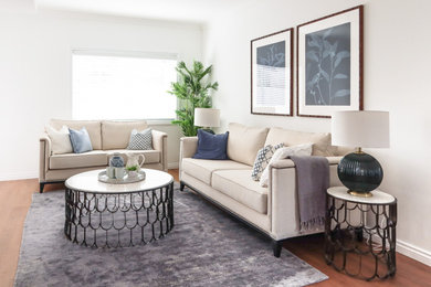 Elegant living room photo in Brisbane