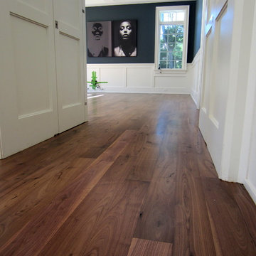 SAGAPONACK: WIDE PLANK WALNUT REFINISH - BONA TRAFFIC HD SATIN