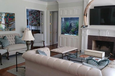 Example of an eclectic living room design in Austin