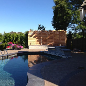 Poolside Screen