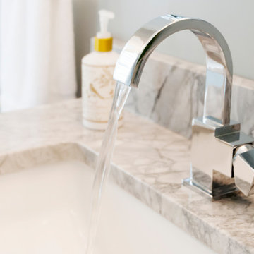 Vanities-Sinks-Lighting