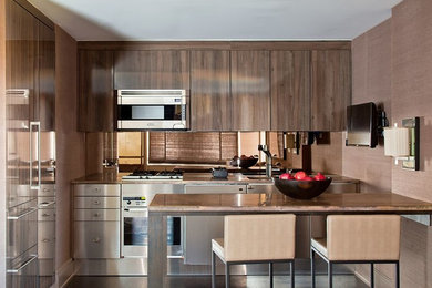 Kitchen - kitchen idea in New York